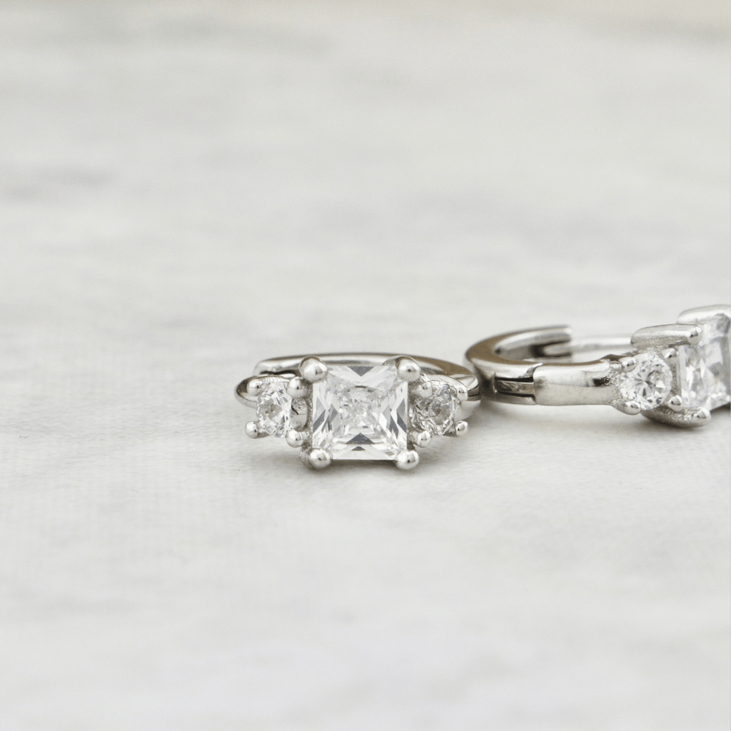 Boucles d'oreilles Huggies Princesse en argent sterling