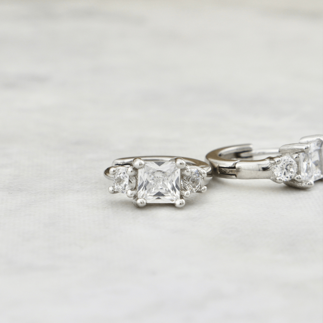 Boucles d'oreilles Huggies Princesse en argent sterling