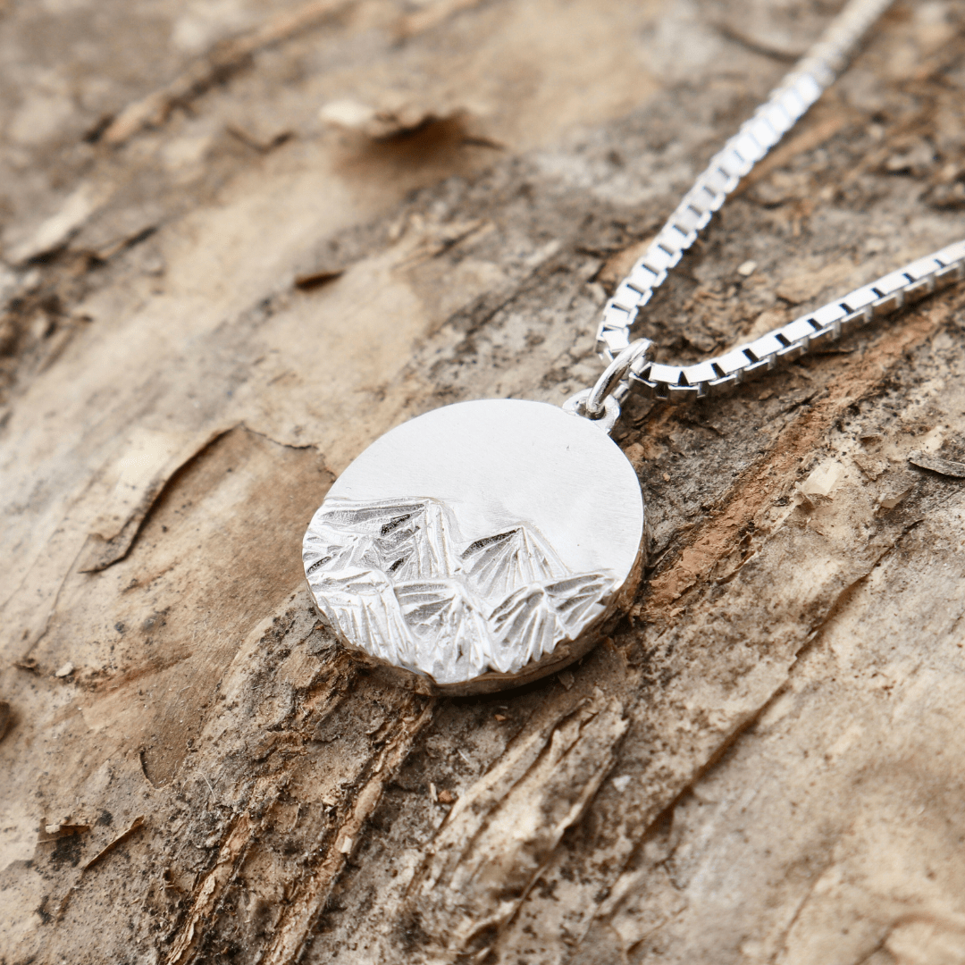 Collier Rocheuses canadiennes en argent sterling